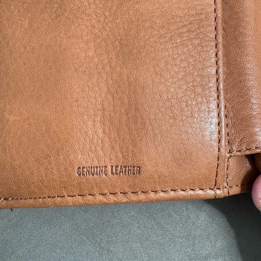 Fossil Brown Leather Crossbody/Belt Bag. Size 4.5”x 7.5” - Picture 13 of 15